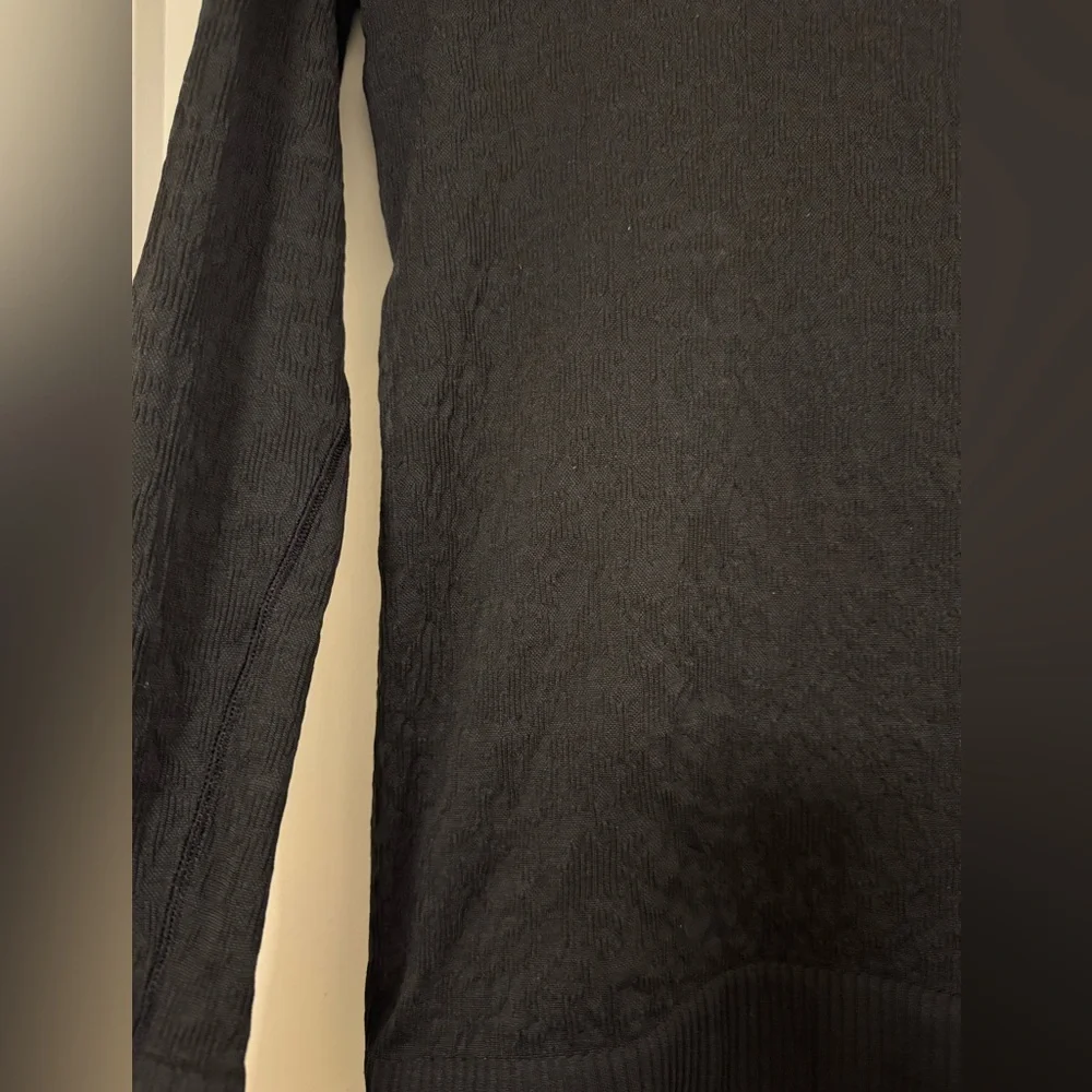 lululemon athletica Women's Long Sleeve Crew - Charcoal Black